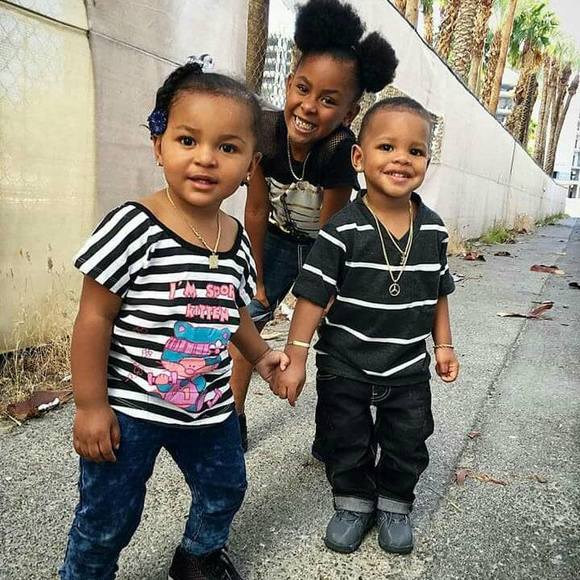 Meet your Posher, Joann - Picture 1 of 1